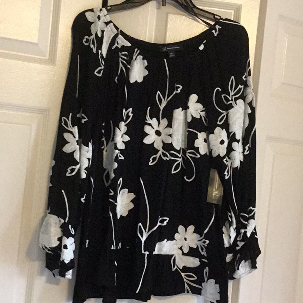 NWT long sleeve Top